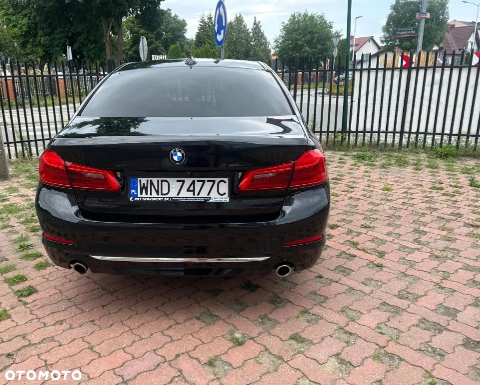 BMW Seria 5 530d Luxury Line - 4