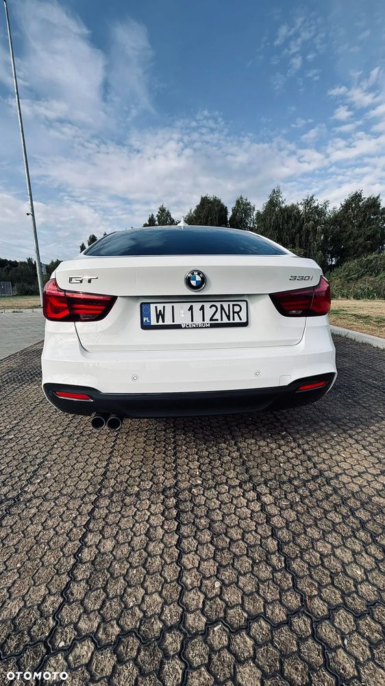 BMW Seria 3 330i xDrive - 8