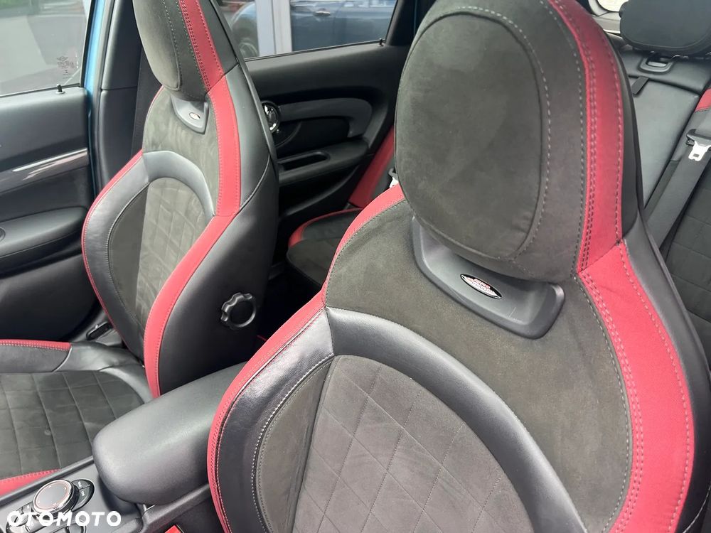 MINI Clubman Cooper SD All4 - 16