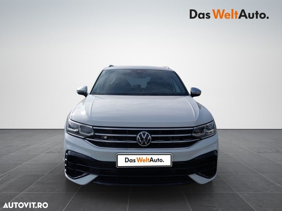 Volkswagen Tiguan - 2