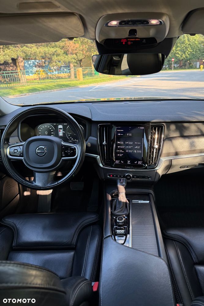 Volvo V90 Cross Country D5 AWD - 25
