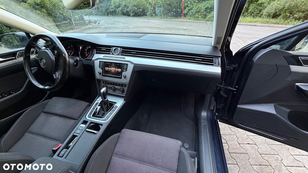 Volkswagen Passat 2.0 TDI SCR (BlueMotion Technology) DSG Comfortline - 3