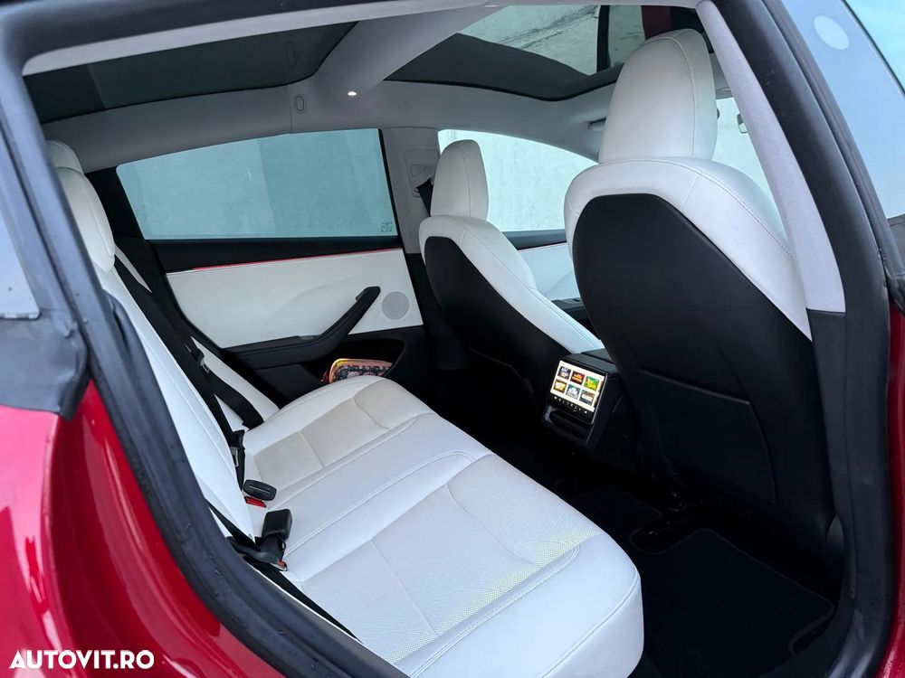 Tesla Model 3 AWD Long Range - 16
