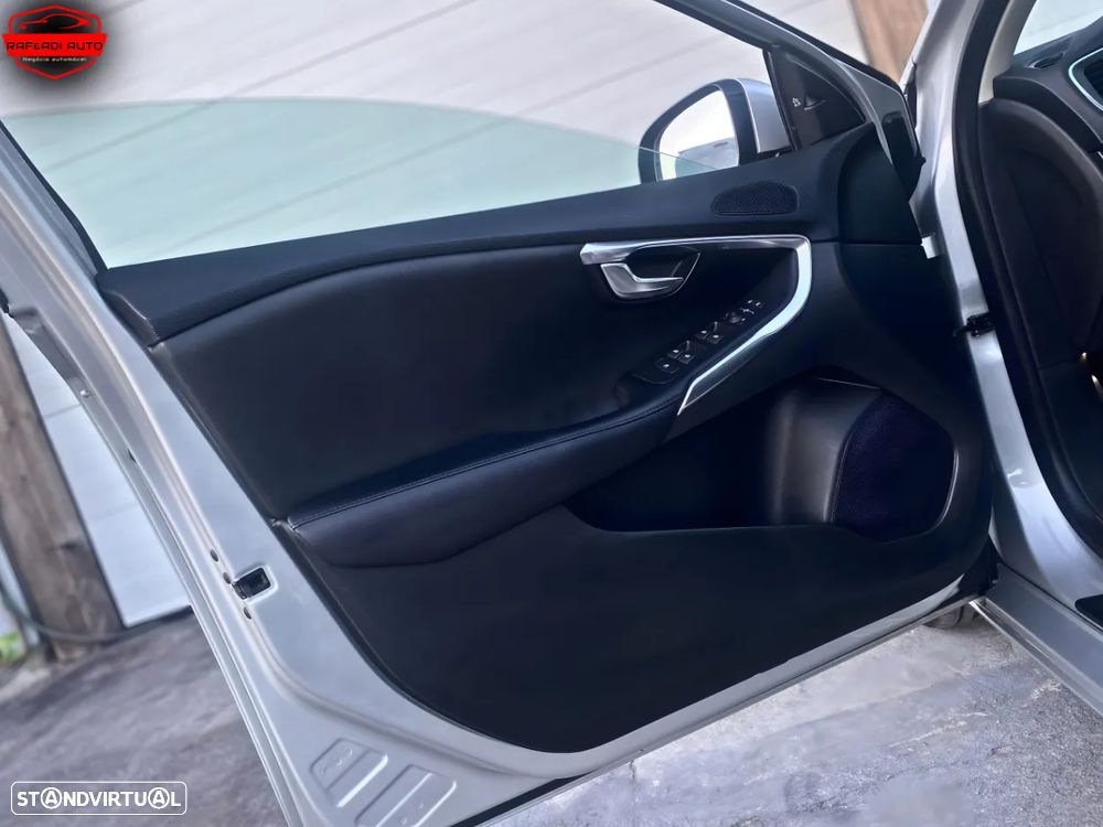 Volvo V40 1.6 D2 Eco Momentum - 6