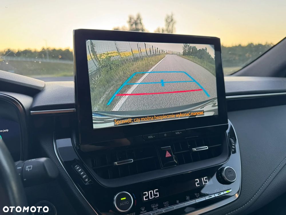Toyota Corolla 1.8 Hybrid Style - 19