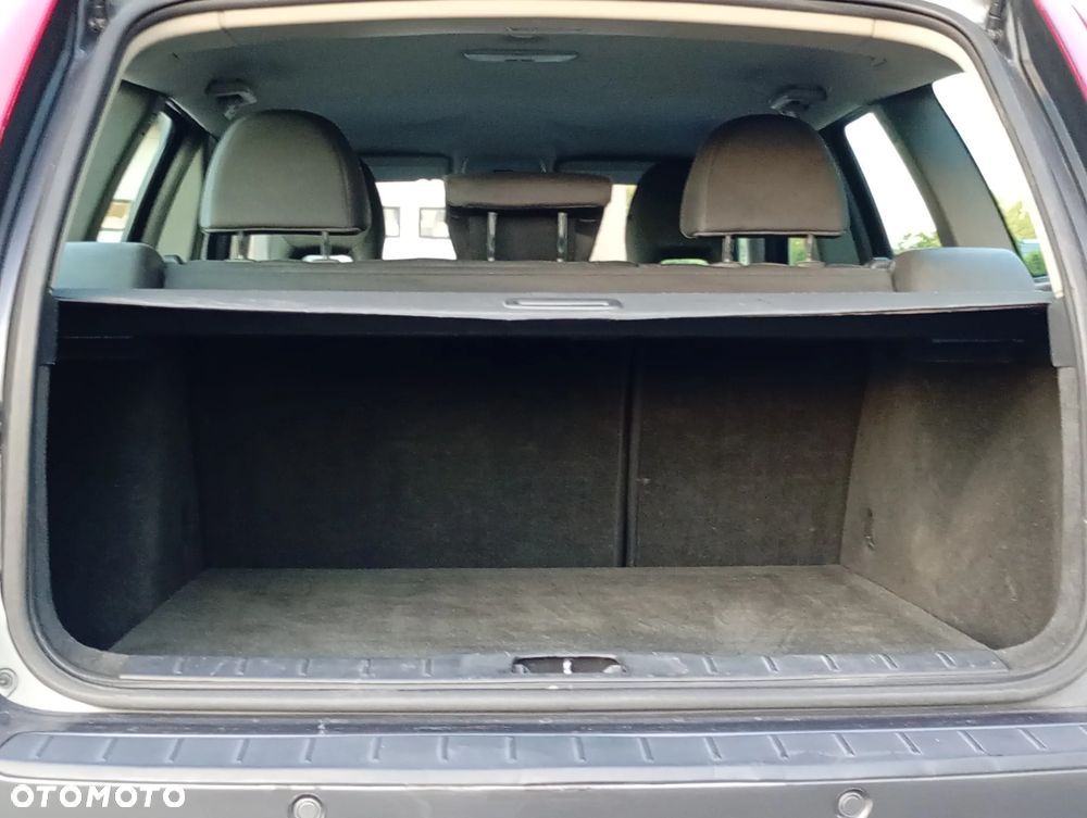 Volvo V50 2.0D R-Design Summum - 22