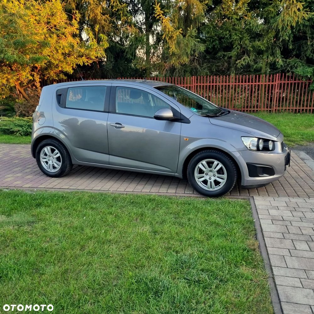 Chevrolet Aveo 1.4 16V LT - 12