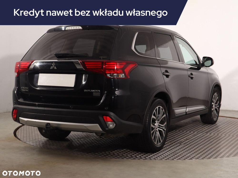 Mitsubishi Outlander - 7