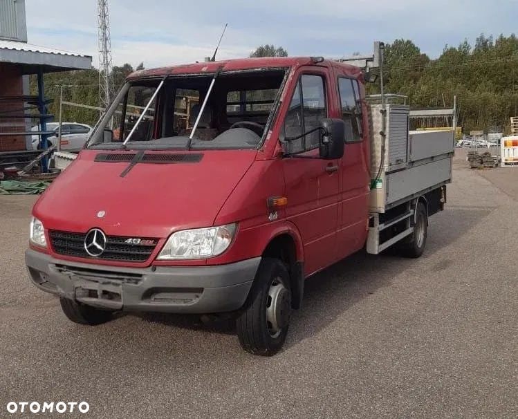 Mercedes-Benz 413 Doka 4X4 - 1