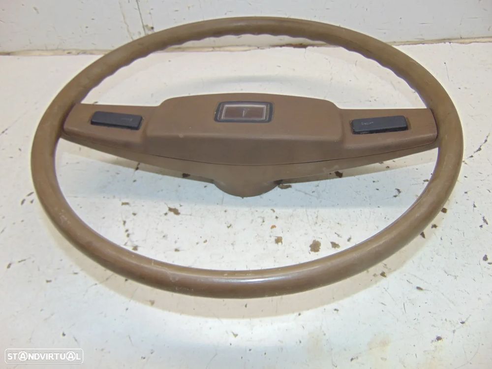 Toyota Hiace LH20 volante - 5