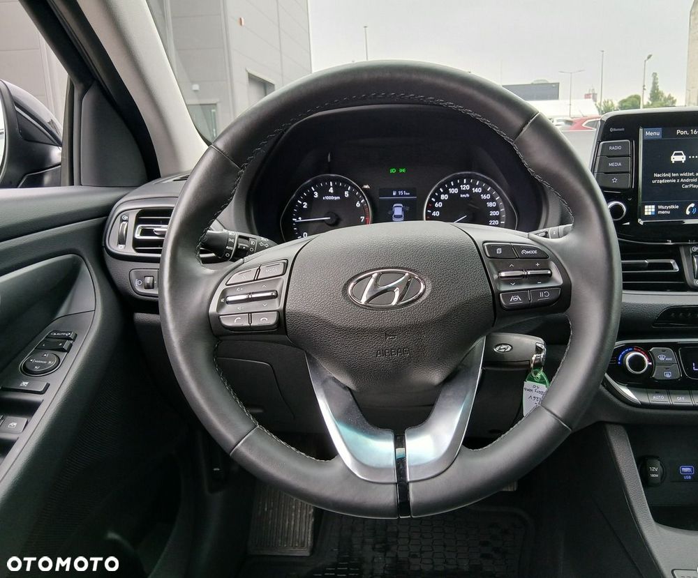 Hyundai i30 1.5 T-GDI 48V Smart - 17