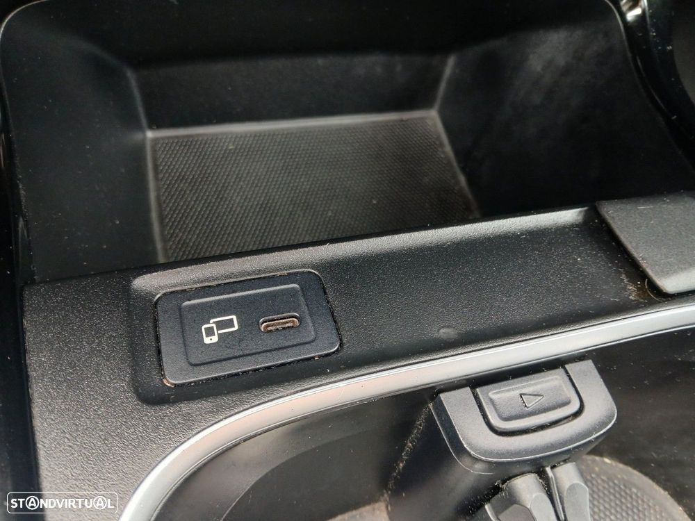 Mercedes-Benz A 250 e 8G-DCT Lim. Special Edition - 28