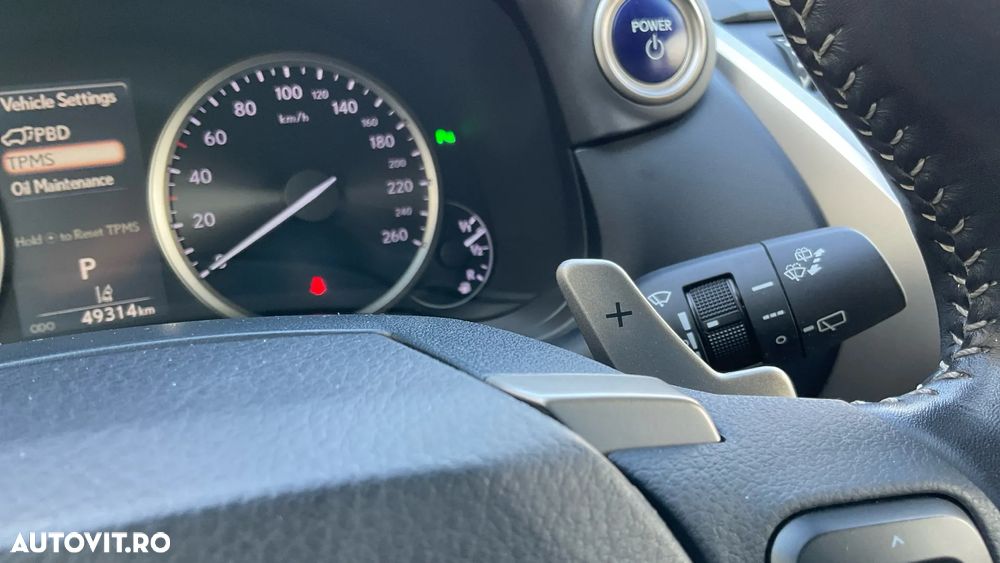 Lexus Seria NX 300h AWD Executive Plus - 26