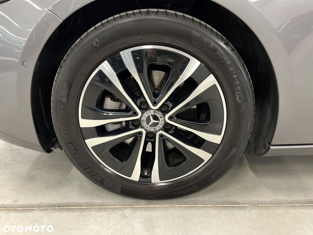Mercedes-Benz Klasa A 180 Progressive 7G-DCT - 20