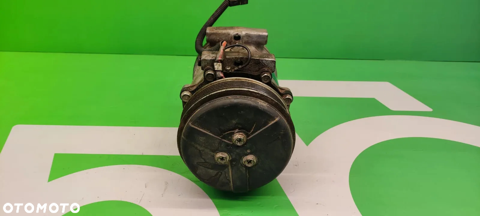 Kompresor klimatyzacji SD7H15-8244 Sanden 4281803M1 Massey Ferguson 6480 - 3