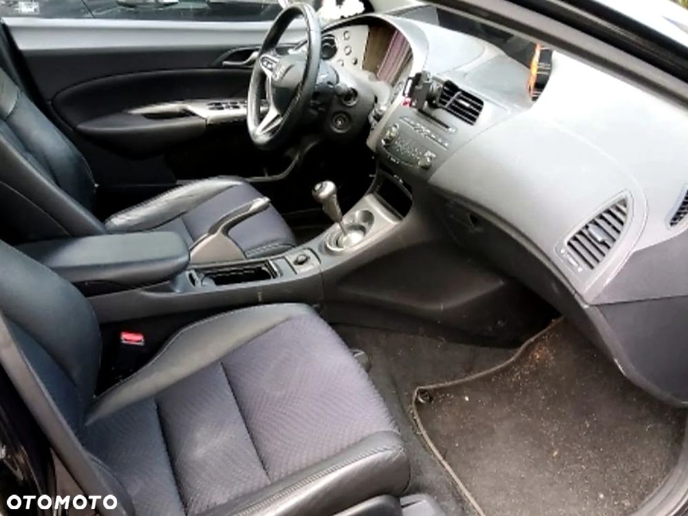 Honda Civic 1.8 Sport - 6