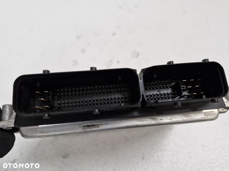 VOLKSWAGEN PASSAT B5 FL LIFT 1.9 TDI KOMPUTER STEROWNIK SILNIKA ECU 0281011996 038997019A - 4