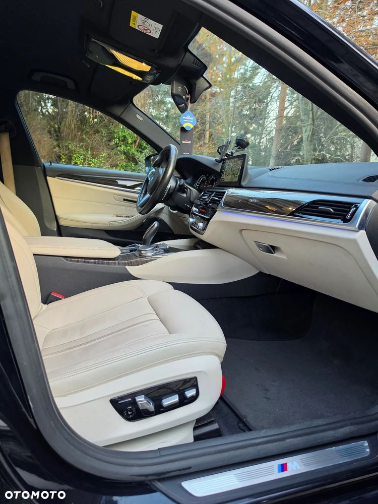 BMW Seria 5 540d xDrive M Sport sport - 21