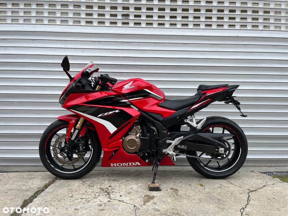 Honda CBR - 35