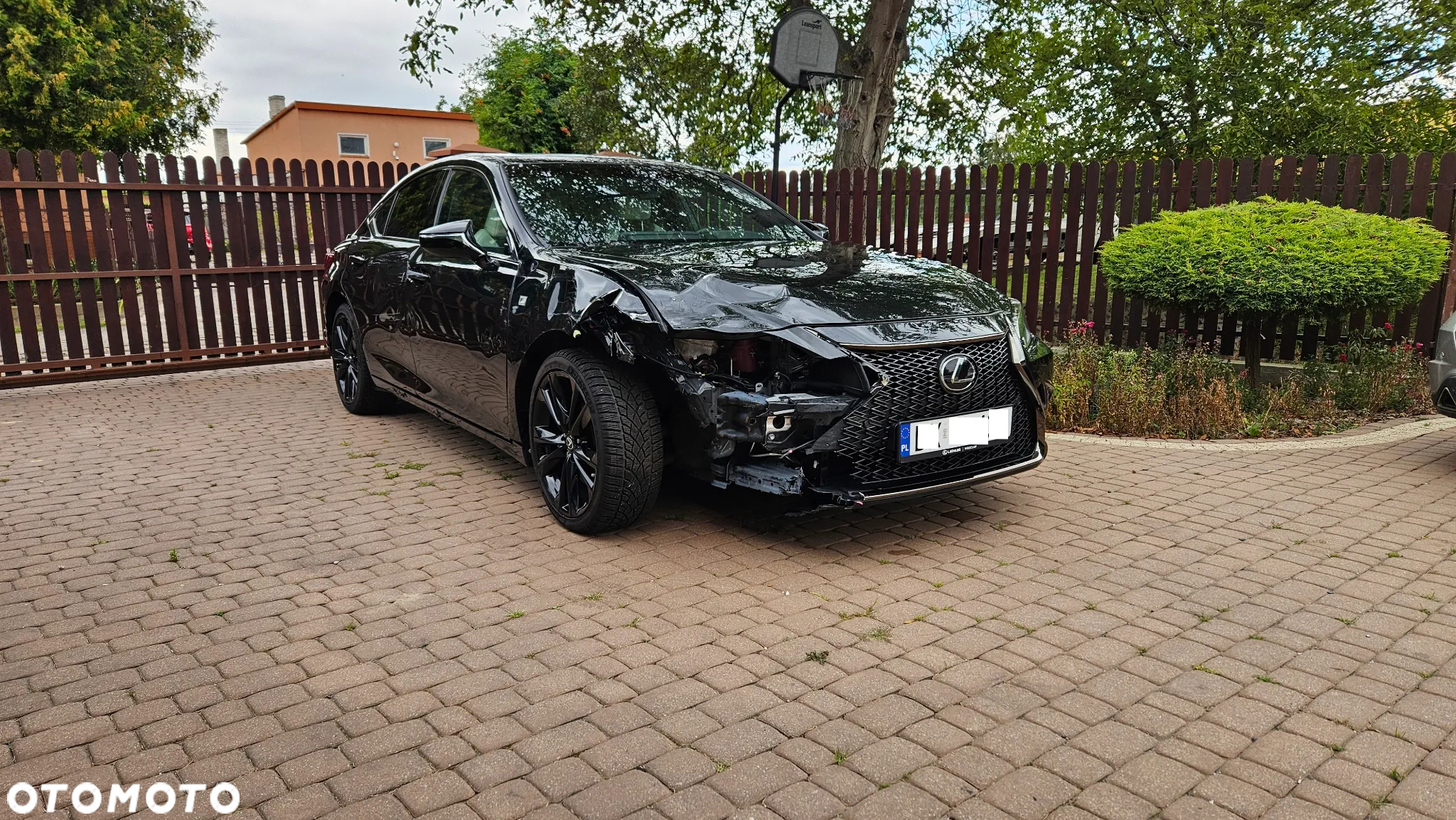 Lexus ES 300h F Sport Edition - 2