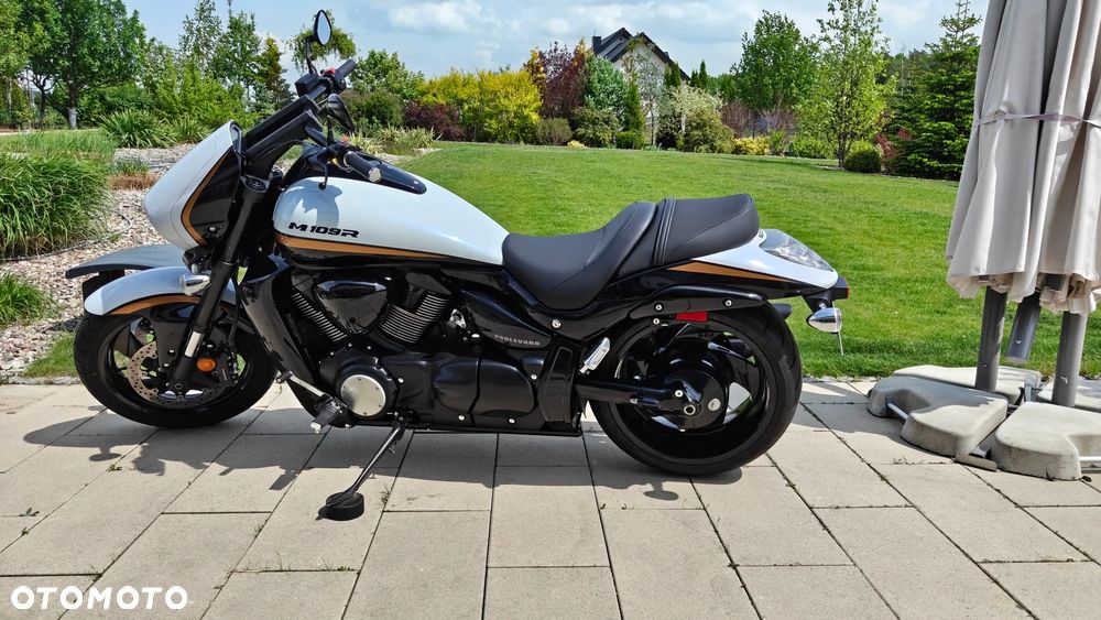 Suzuki Boulevard - 3
