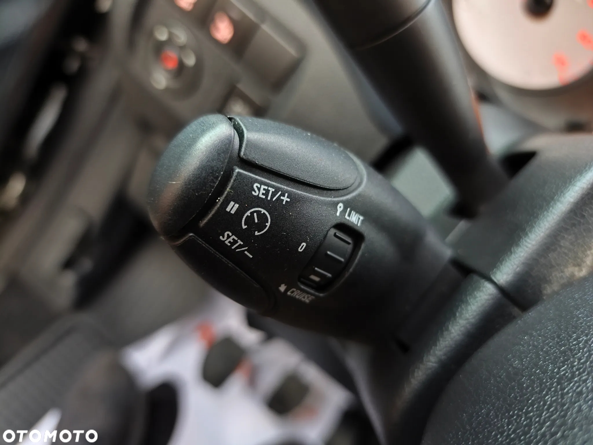 Peugeot Partner Tepee HDi FAP 90 Premium - 32