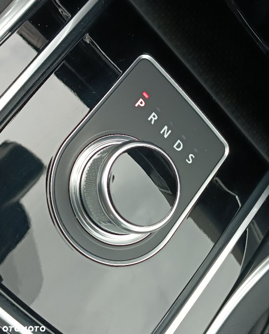 Jaguar XE - 29
