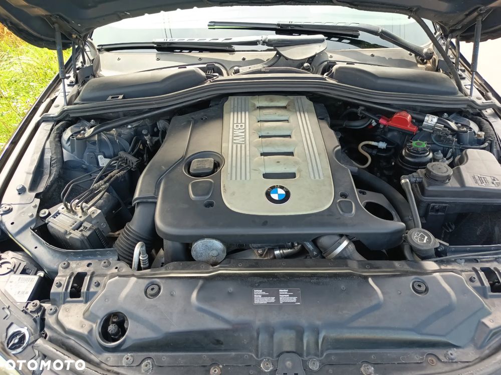 BMW Seria 5 525d - 7