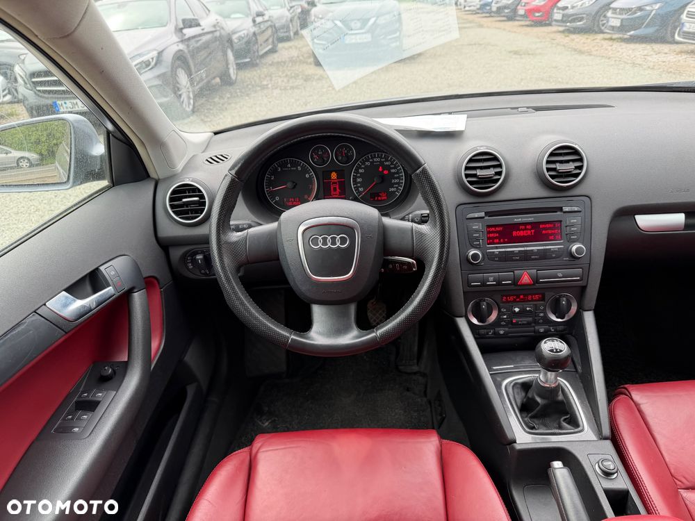 Audi A3 Sportback 1.6 S line Sportpaket plus - 31