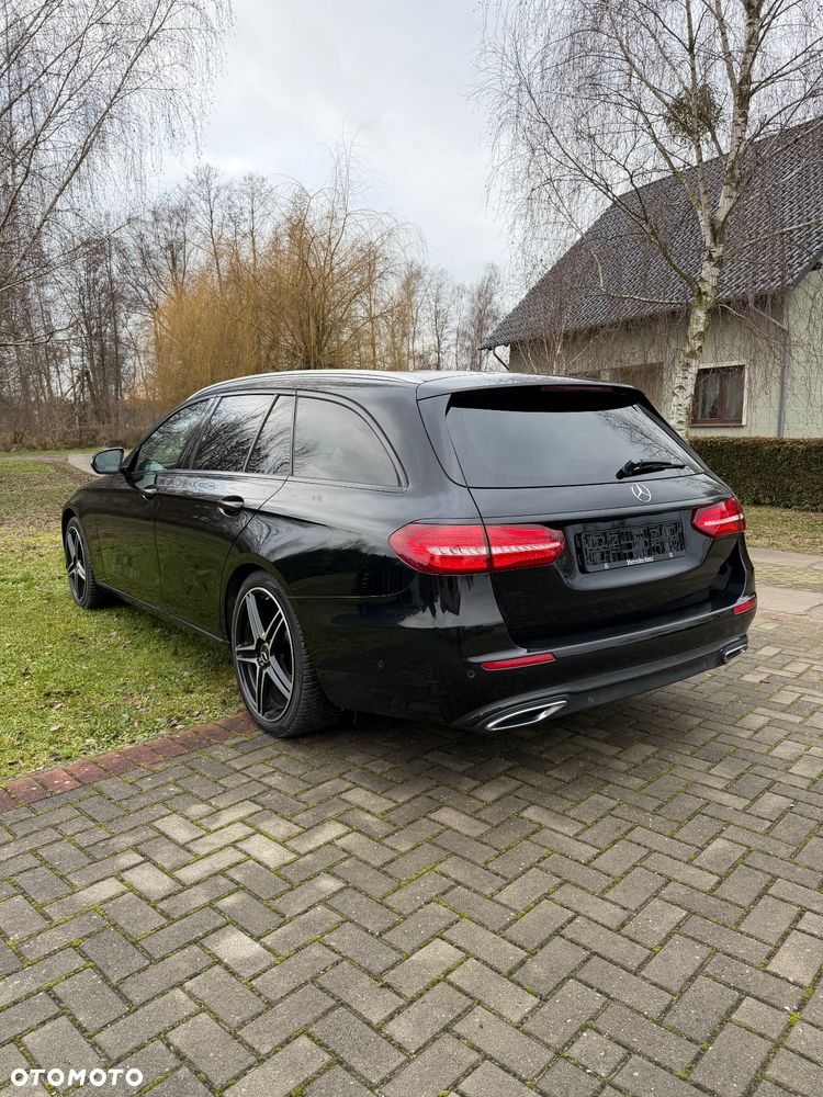 Mercedes-Benz Klasa E 220 d 9G-TRONIC Avantgarde - 4