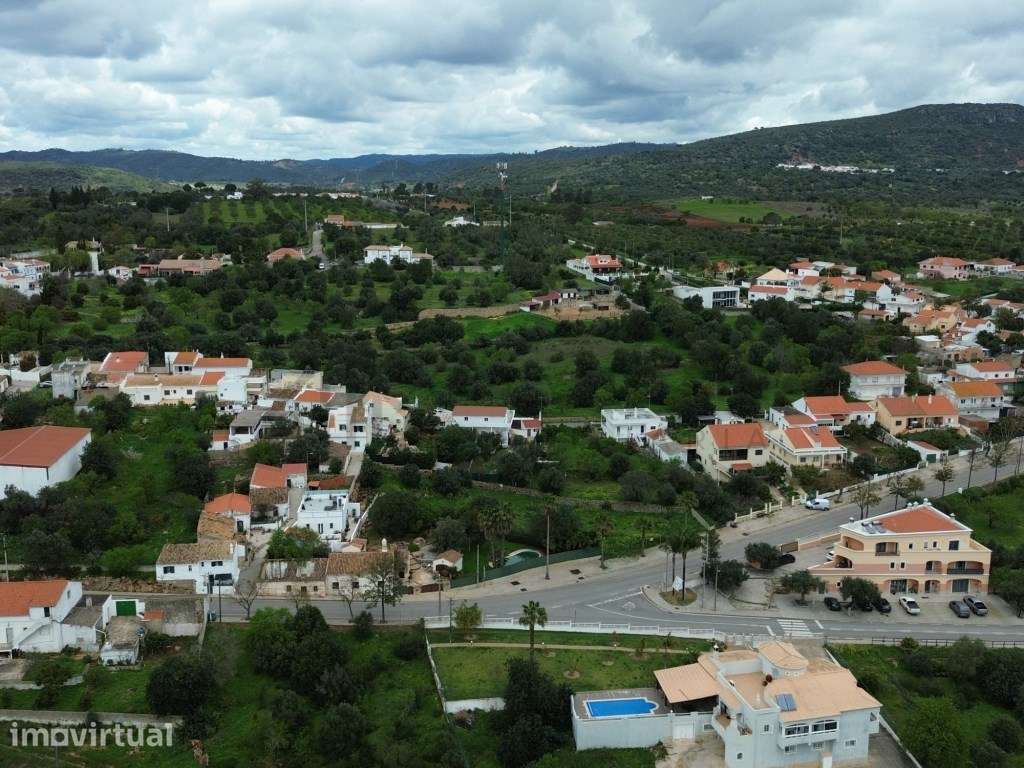 Terreno Urbanizável de 1.200 m² com Vista Panorâmica para a Serra - Grande imagem: 3/20