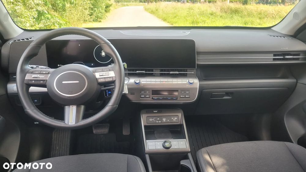 Hyundai Kona Electric 65kWh Black & White - 5