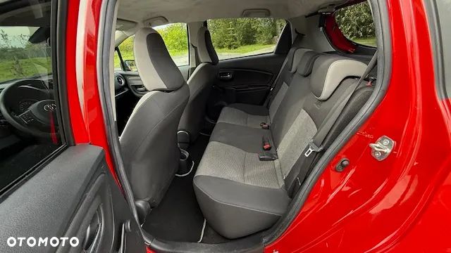 Toyota Yaris 1.5 20th Anniversary CVT - 18