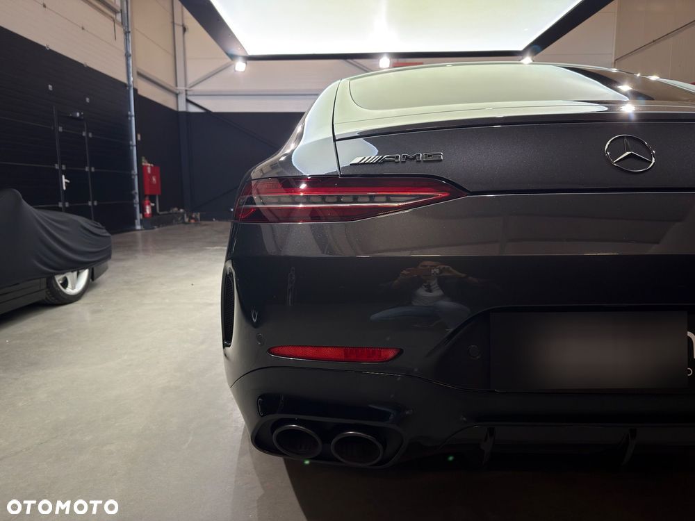 Mercedes-Benz AMG GT 53 4-Matic+ - 12