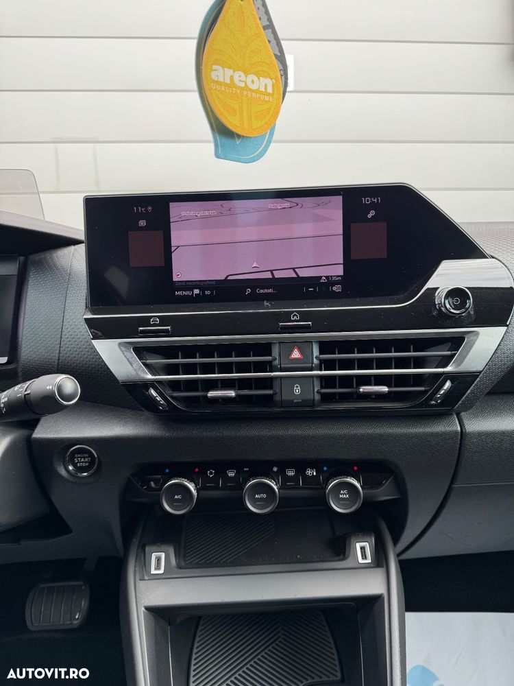 Citroën C4 1.2 PureTech S&S EAT8 Shine - 17