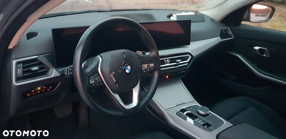 BMW Seria 3 318d MHEV Business Edition - 14