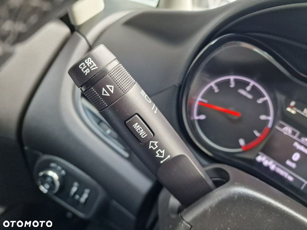 Opel Zafira 1.4 Turbo (ecoFLEX) Start/Stop ON - 33