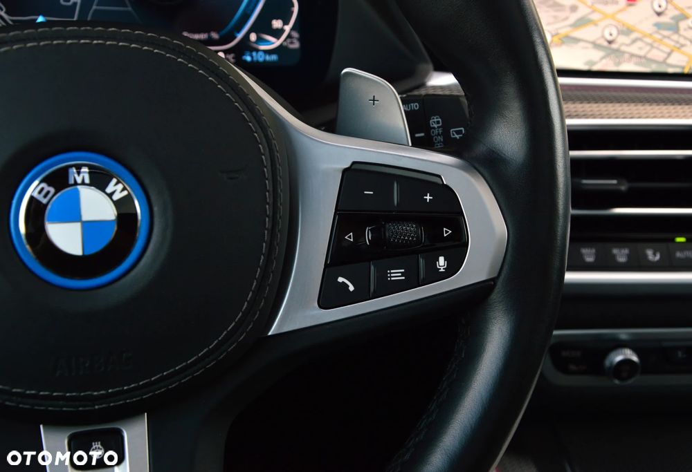 BMW X5 xDrive45e - 26