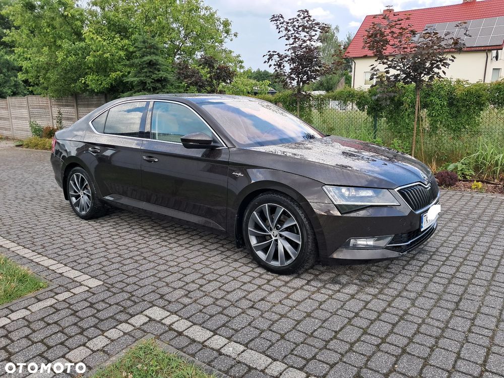 Skoda Superb 2.0 TDI 4x4 L&K DSG - 1