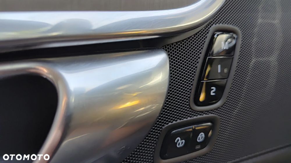 Volvo S90 D4 Momentum - 16