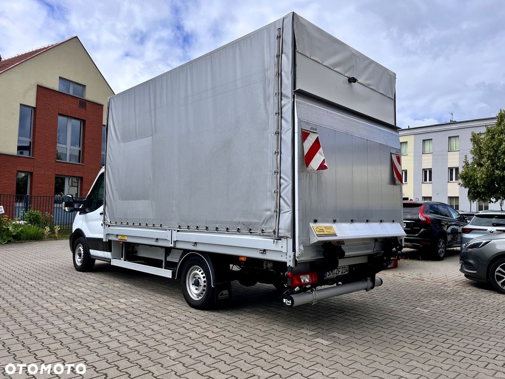 Ford Transit - 4