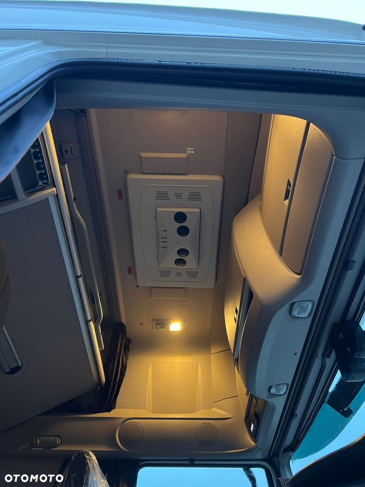 DAF XF 480 Super Space - 11