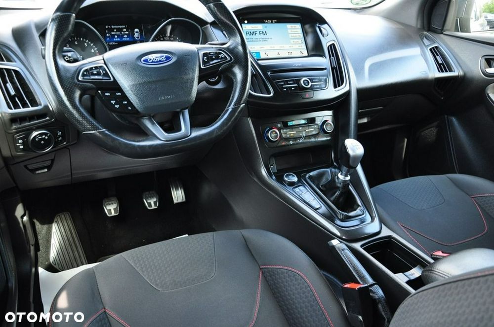 Ford Focus - 35