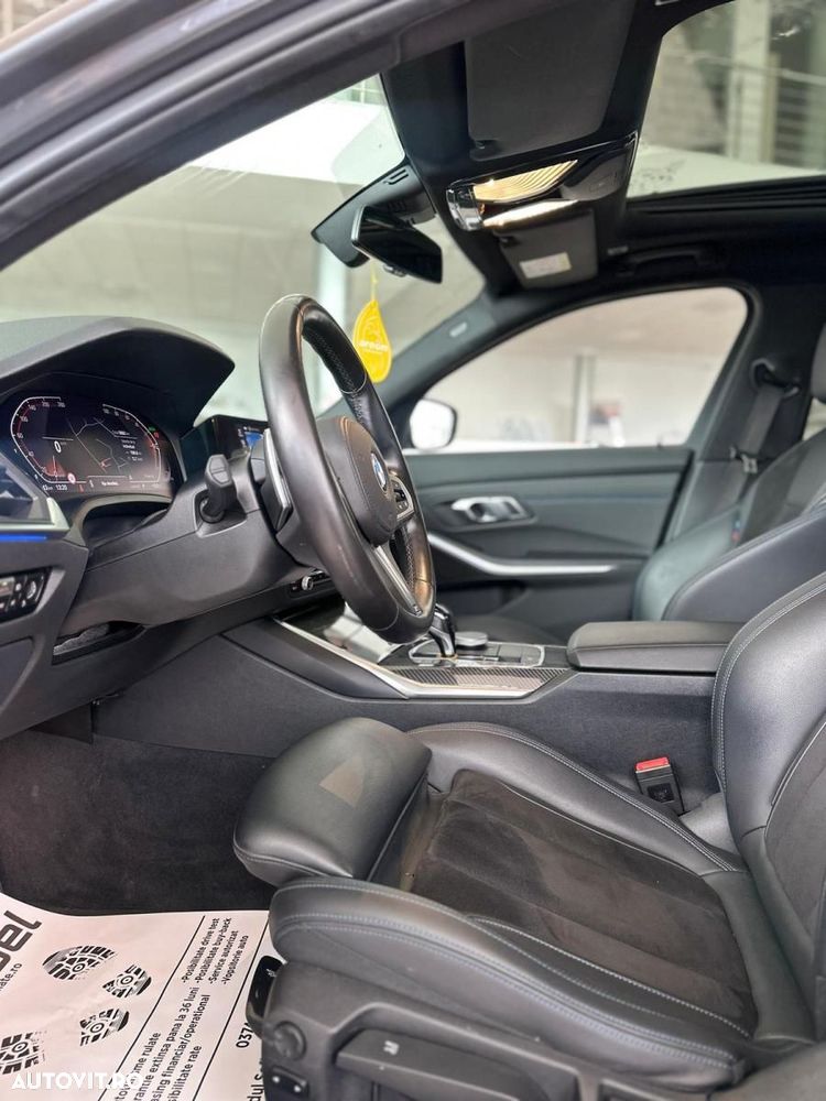 BMW Seria 3 320i xDrive Aut. Edition M Sport Shadow - 12