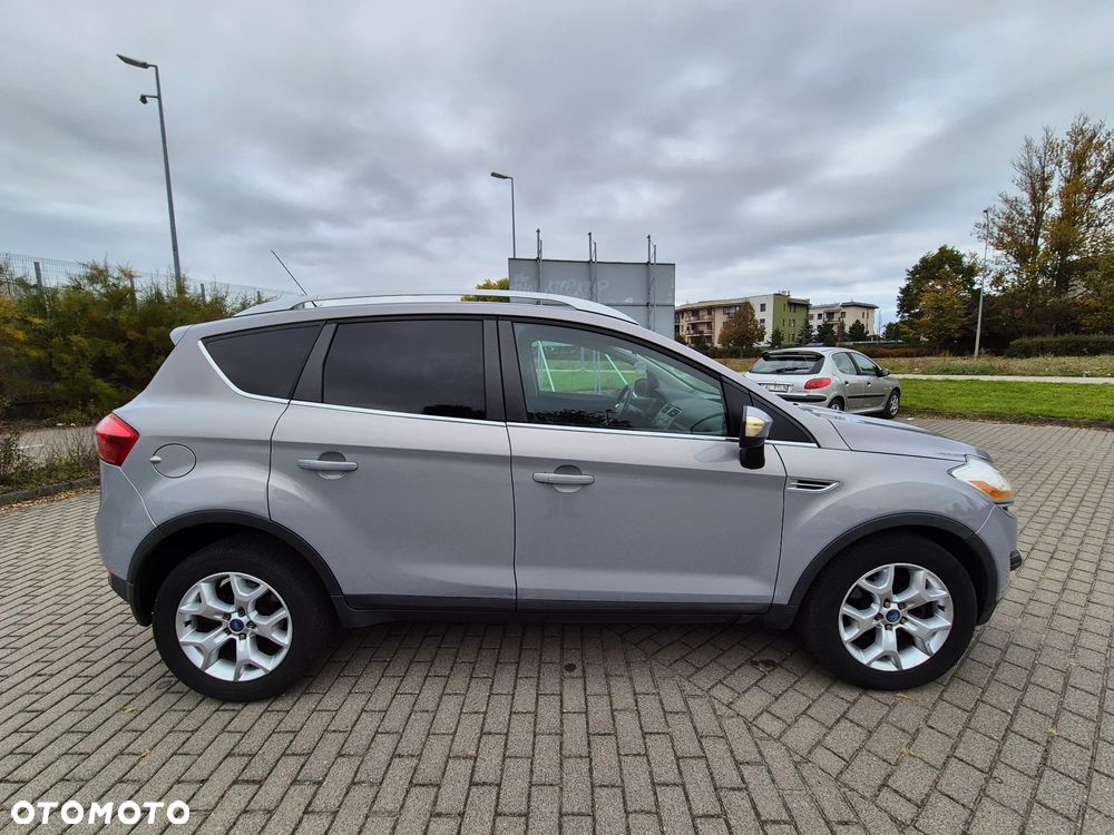 Ford Kuga - 4