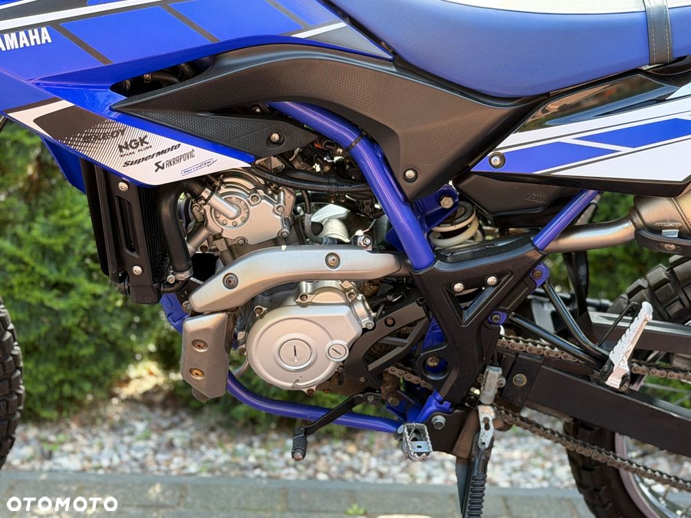 Yamaha WR - 16