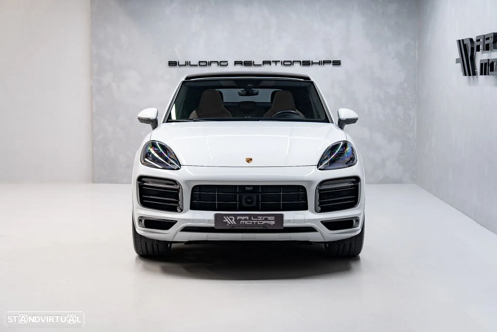 Porsche Cayenne Coupé E-Hybrid - 6