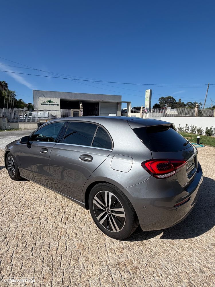Mercedes-Benz A 180 2018 photo 3