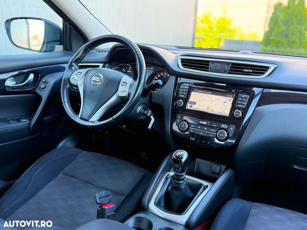 Nissan Qashqai 1.5 DCI N-Connecta - 9