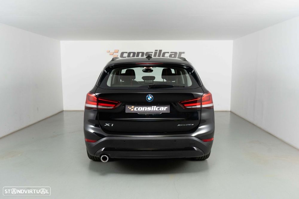 BMW X1 25 e xDrive Corporate Edition - 5